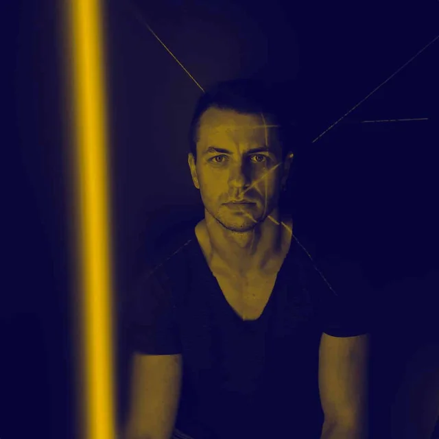 Portrait Shandor Chury Ovvo Studio Bonifacio Festi Lumi